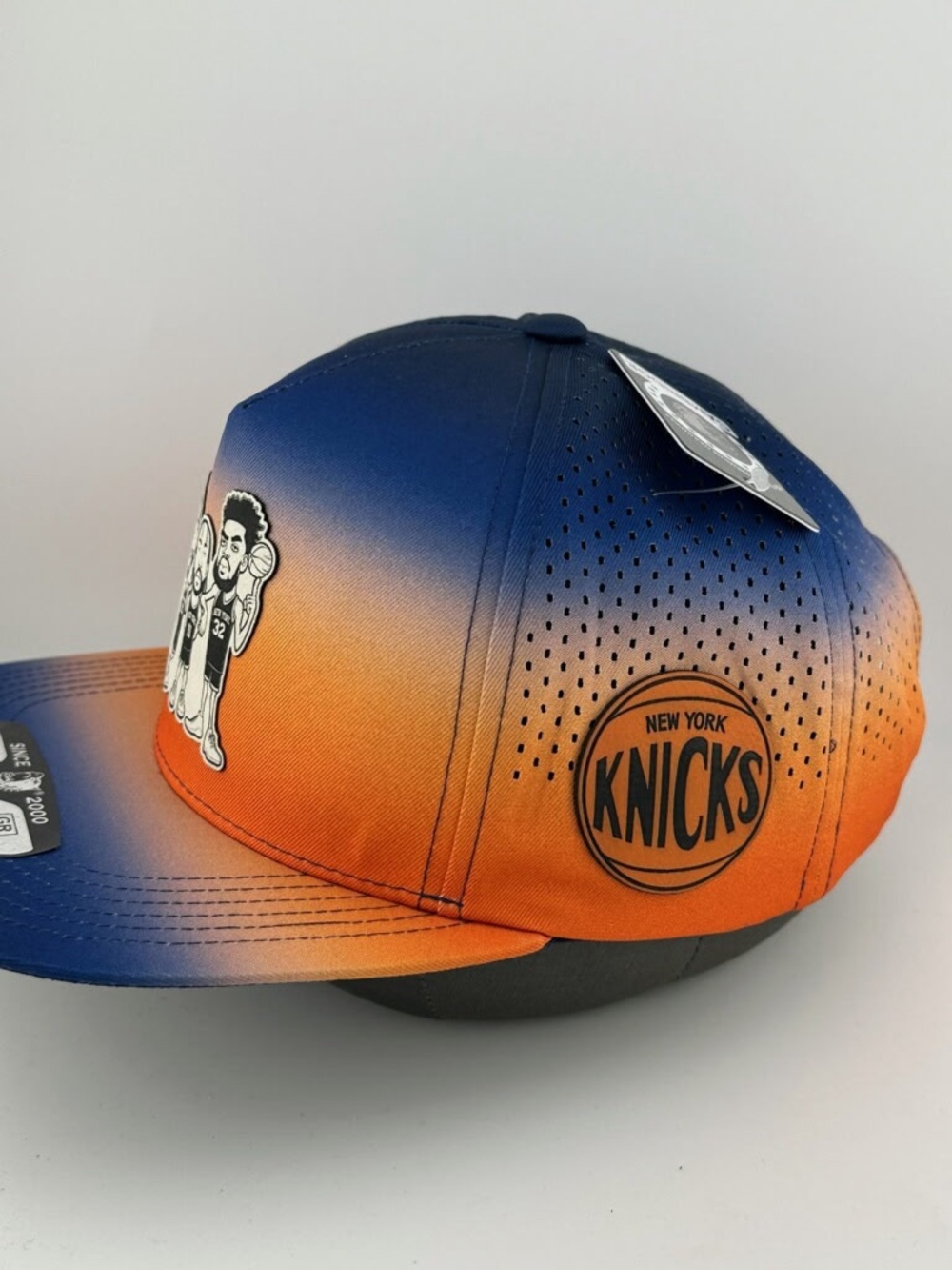 Gradient Orange to Blue Basketball Snapback Hat / Cartoon Knicks Jalen Brunson - Picture 2 of 2